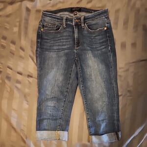 Judy Blue Medium Dark Wash Rolled Cuff Cropped Jeans